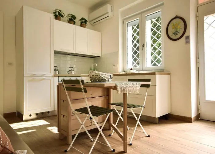 Double Free Parking Anna Verra Cottage